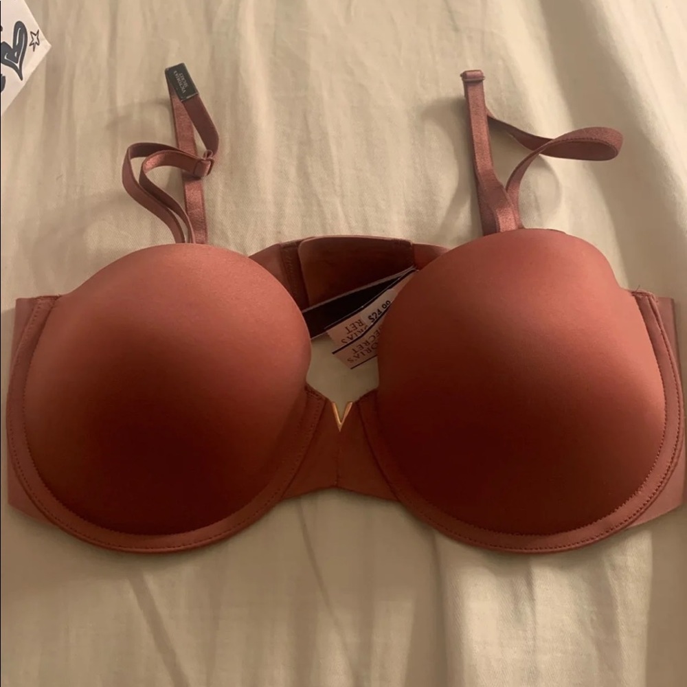 Victoria’s Secret bra 34C